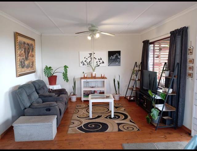 3 BEDROOM APARTMENT FOR SALE IN FREELAND PARK